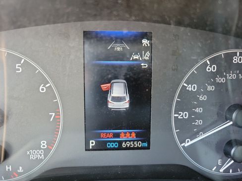 Used 2023 Toyota Corolla Cross L AWD/4WD image 16