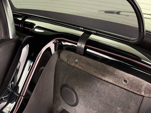 Used 2004 Chevrolet SSR w/ Preferred Equipment Group image 22