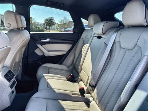 Used 2022 Audi Q5 2.0T Premium Plus w/ Premium Plus Package image 21
