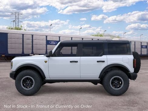 New 2026 Ford Bronco Badlands AWD/4WD image 3
