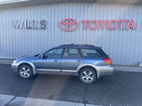 Used 2005 Subaru Outback 3.0R L.L. Bean image 9