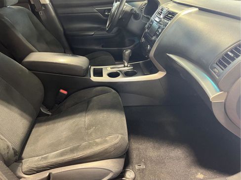 Used 2015 Nissan Altima 2.5 S w/ Power Driver Seat Package FWD image 12