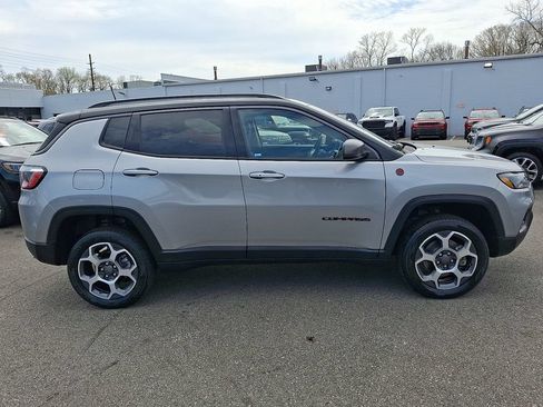 Certified 2022 Jeep Compass Trailhawk w/ Sun and Sound Group AWD/4WD image 7