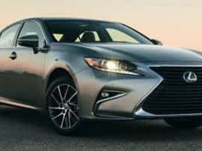 Used 2018 Lexus ES 350 w/ Premier Package