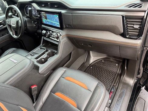 Certified 2024 GMC Sierra 2500 AT4 w/ AT4 Premium Plus Package image 17