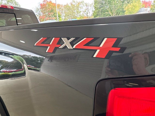 Used 2018 Chevrolet Silverado 2500 LT w/ All Star Edition AWD/4WD image 34
