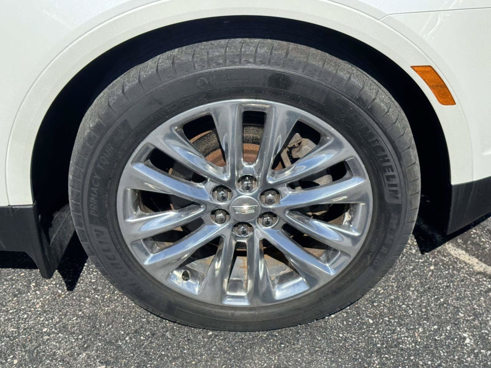 Used 2017 Cadillac XT5 Platinum AWD/4WD image 6
