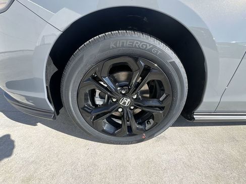 New 2025 Honda Accord SE image 11