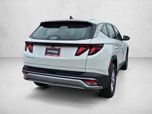 New 2026 Hyundai Tucson SE FWD image 2
