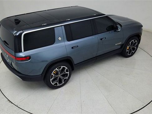 Used 2024 Rivian R1S Adventure image 84
