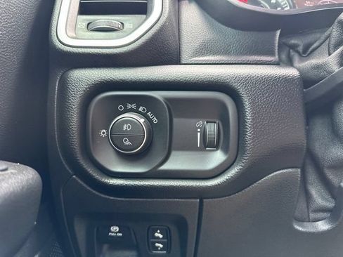 Used 2020 RAM 1500 Big Horn RWD image 29