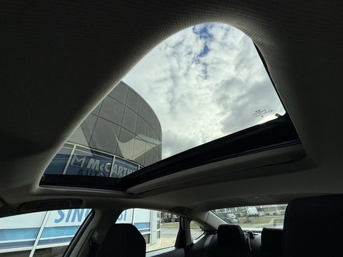 Used 2025 Honda Accord SE image 5