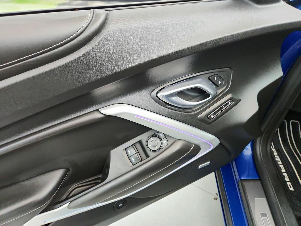 Used 2019 Chevrolet Camaro SS RWD image 20