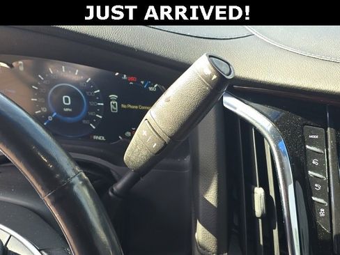 Used 2017 Cadillac Escalade Premium Luxury image 21