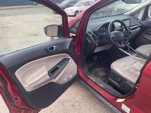 Used 2018 Ford EcoSport Titanium w/ Titanium Cold Weather Package image 8