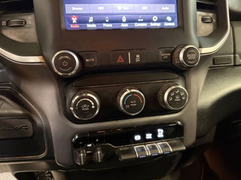 Certified 2019 RAM 2500 Big Horn AWD/4WD image 39