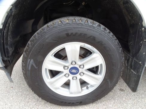 Used 2018 Ford F150 4x4 SuperCab XLT w/ Equipment Group 301A Mid image 42