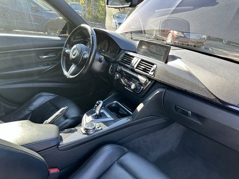 Used 2015 BMW M3 image 32