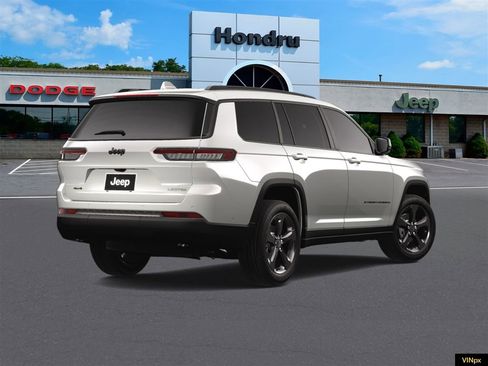 New 2025 Jeep Grand Cherokee L Limited w/ Black Appearance Package image 7