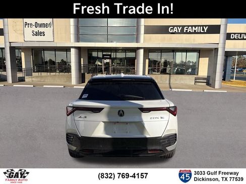 Used 2024 Acura ZDX A-Spec image 8