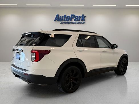 Certified 2024 Ford Explorer ST-Line w/ Class IV Trailer Tow Package AWD/4WD image 7