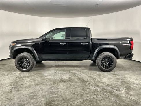 Certified 2023 Chevrolet Colorado Trail Boss w/ Advanced Trailering Package AWD/4WD image 5