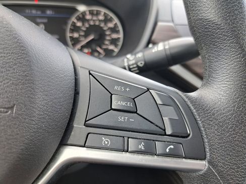Used 2023 Nissan Altima 2.5 SV AWD/4WD image 13