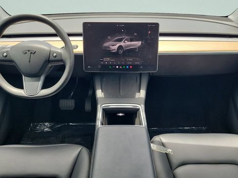 Used 2023 Tesla Model Y Long Range AWD/4WD image 15