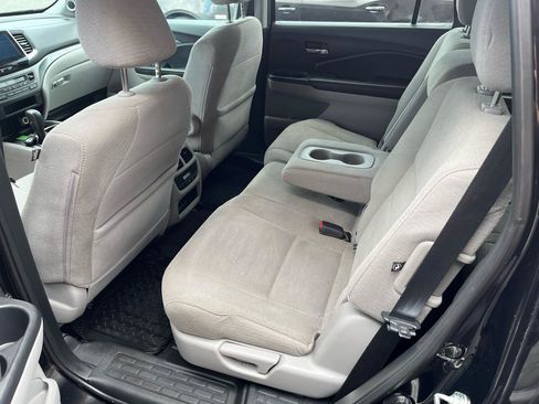 Used 2016 Honda Pilot EX image 25
