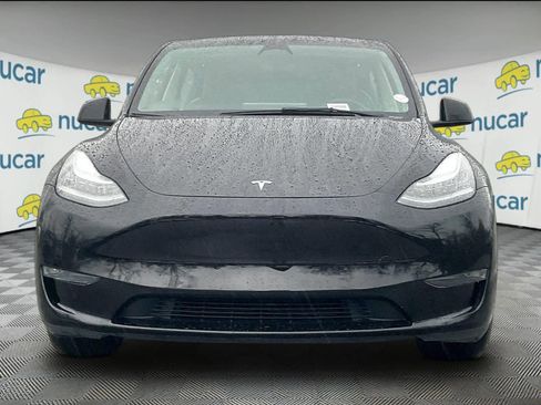 Used 2023 Tesla Model Y Long Range image 2