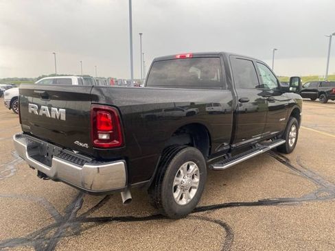 Used 2026 RAM 2500 Big Horn AWD/4WD image 3