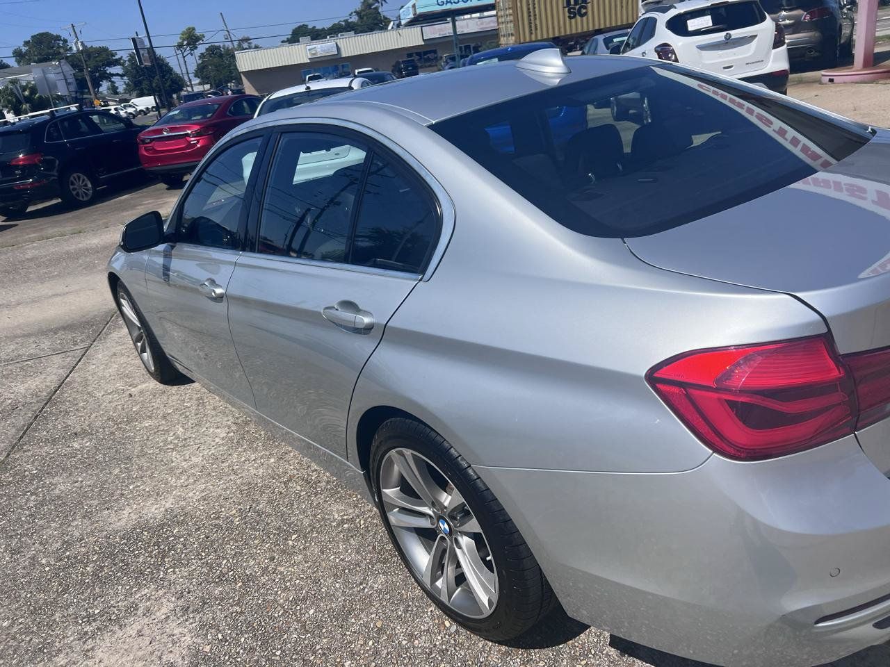 Used 2017 BMW 330i Sedan RWD image 6