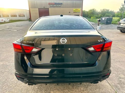 Used 2019 Nissan Altima 2.5 SV image 5