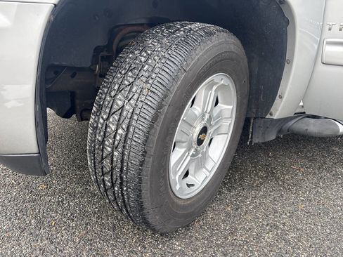 Used 2010 Chevrolet Tahoe LT w/ Luxury Package image 44