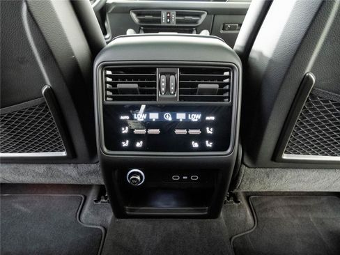 Certified 2026 Porsche Cayenne S AWD/4WD image 21