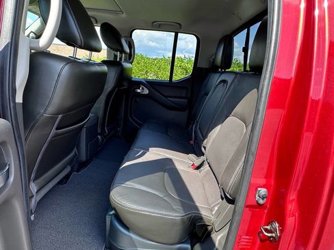 Used 2015 Nissan Frontier PRO-4X w/ Pro-4x Luxury Package image 14