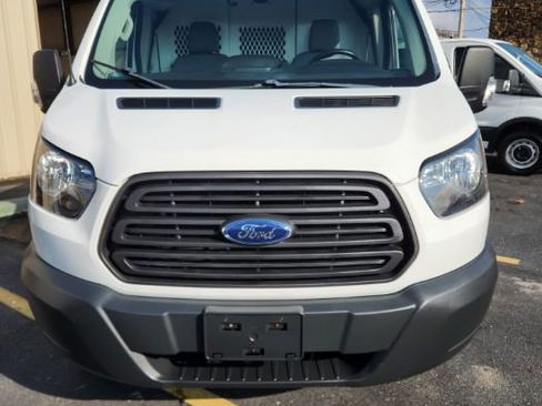 Used 2018 Ford Transit 250 130 Low Roof image 11