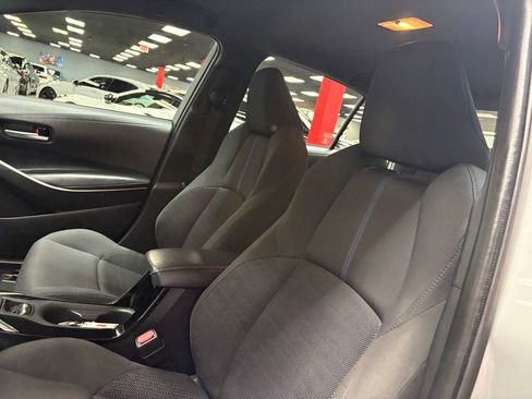 Used 2022 Toyota Corolla SE FWD image 18