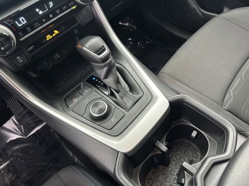 Certified 2023 Toyota RAV4 SE image 26