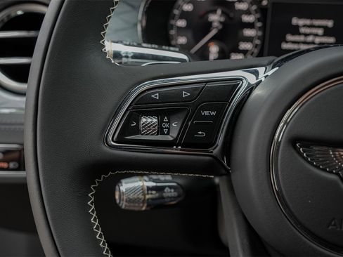 Certified 2024 Bentley Continental GT V8 image 25