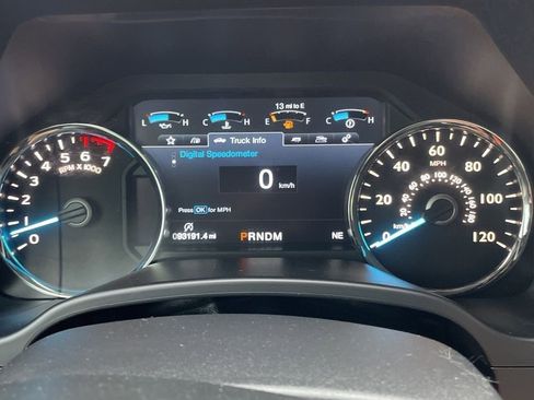 Used 2018 Ford F150 Lariat w/ Equipment Group 501A Mid AWD/4WD image 8
