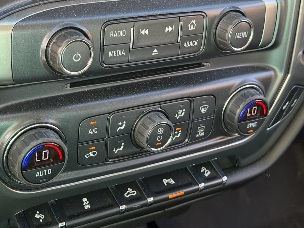 Used 2018 Chevrolet Silverado 1500 LT w/ All Star Edition AWD/4WD image 12