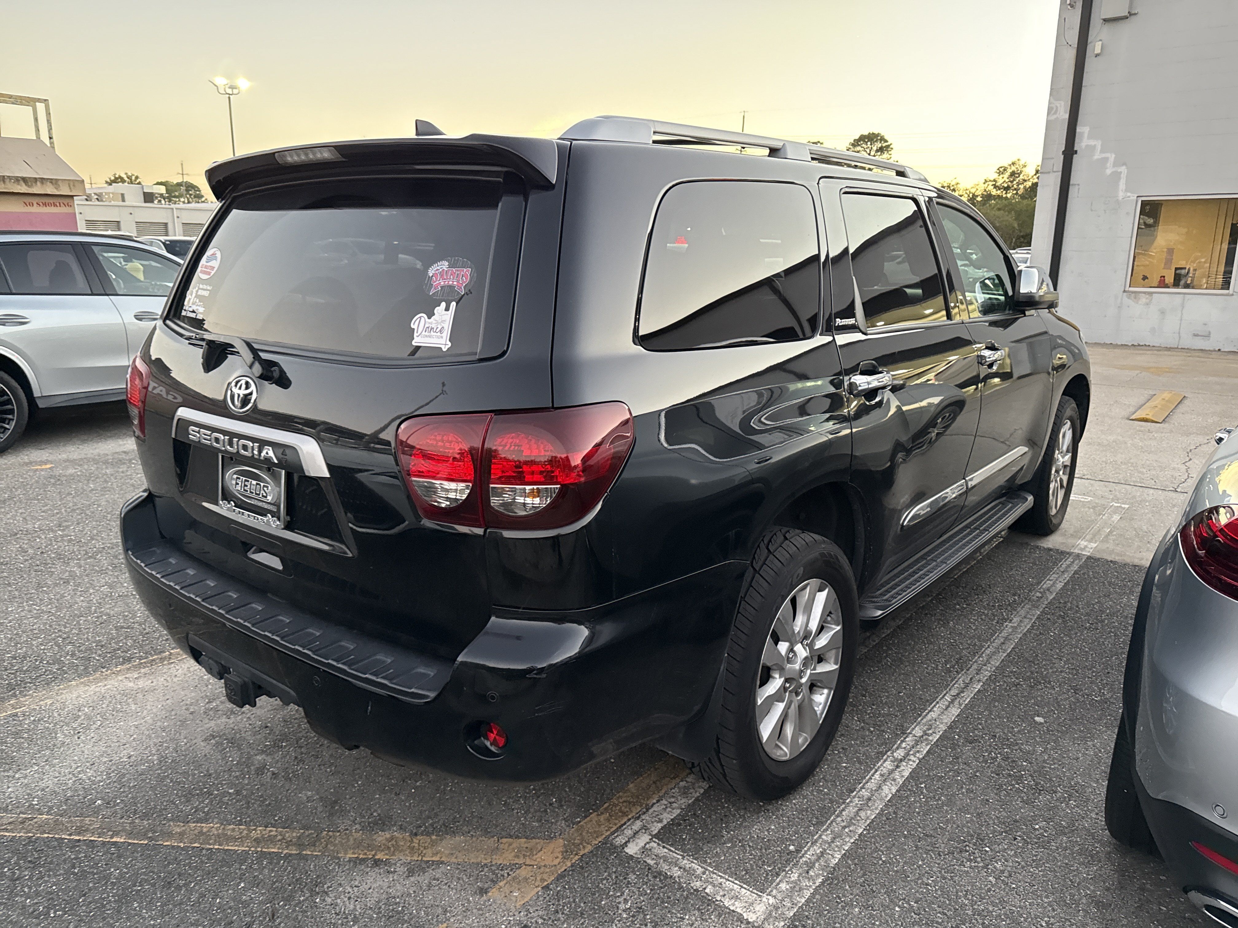 Used 2020 Toyota Sequoia Platinum AWD/4WD image 4