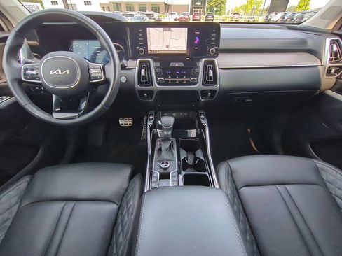 Used 2023 Kia Sorento SX Prestige AWD/4WD image 13
