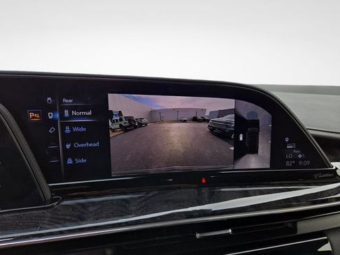 Certified 2023 Cadillac Escalade ESV Premium Luxury AWD/4WD image 30