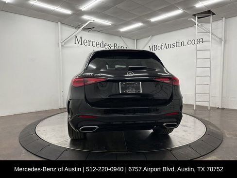 Used 2024 Mercedes-Benz GLC 300 4MATIC image 7