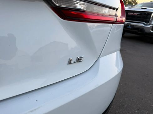 Used 2025 Toyota Camry LE FWD image 13
