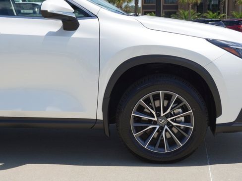 Used 2025 Lexus NX 350h AWD w/ Accessory Package (2T) image 9