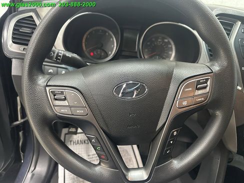 Used 2015 Hyundai Santa Fe Sport image 4