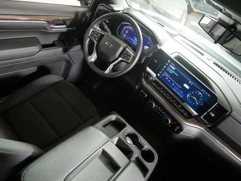 Certified 2024 Chevrolet Silverado 1500 RST image 9